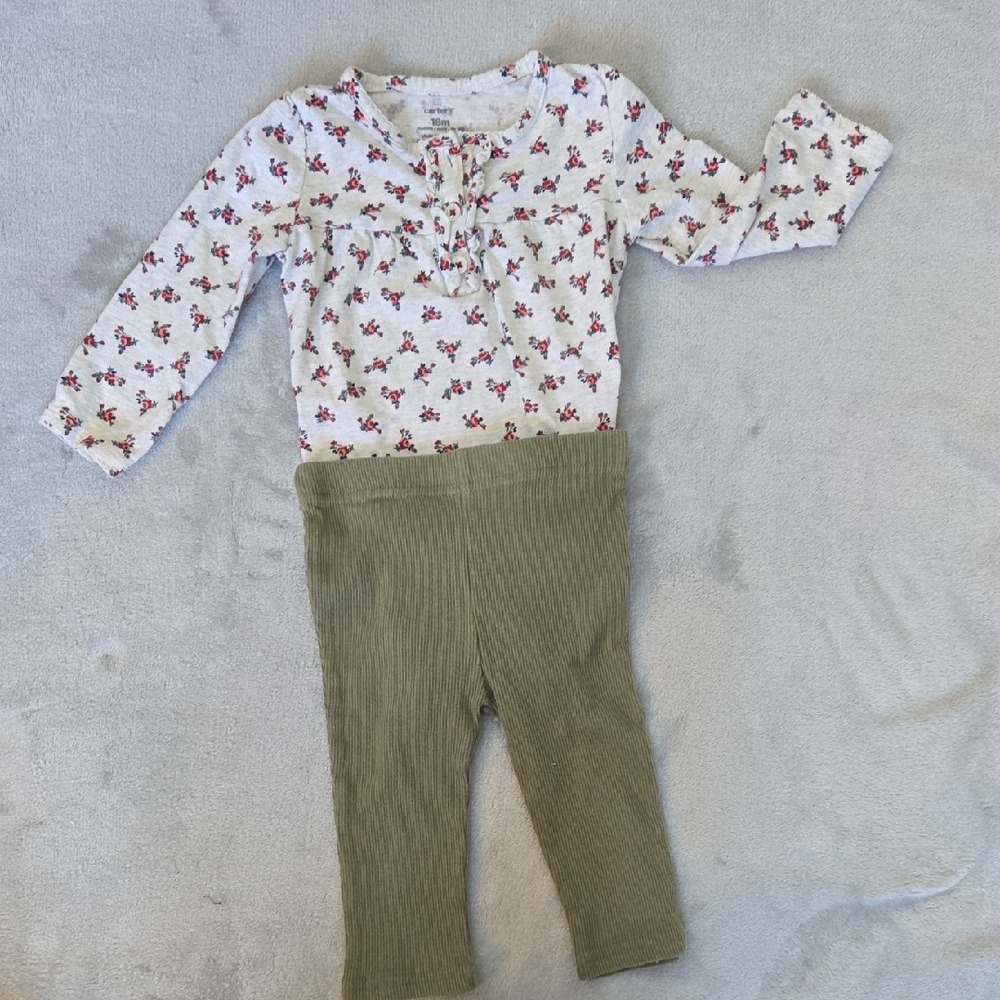 Carter's White and Olive Kids Matching Set